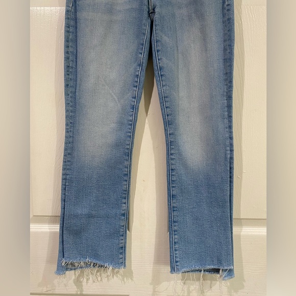MOTHER The Insider Crop Step Fray Jeans In Limited Edition Wash Denim Size 24 - Picture 5 of 15